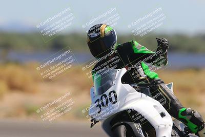 media/Oct-01-2023-SoCal Trackdays (Sun) [[4c570cc352]]/Turn 16 (120pm)/
